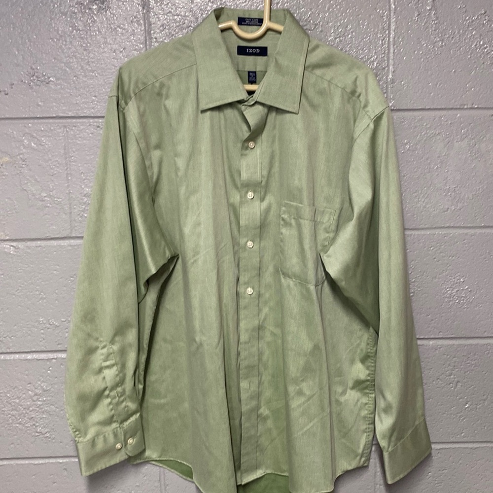 IZOD Long sleeve dress shirt